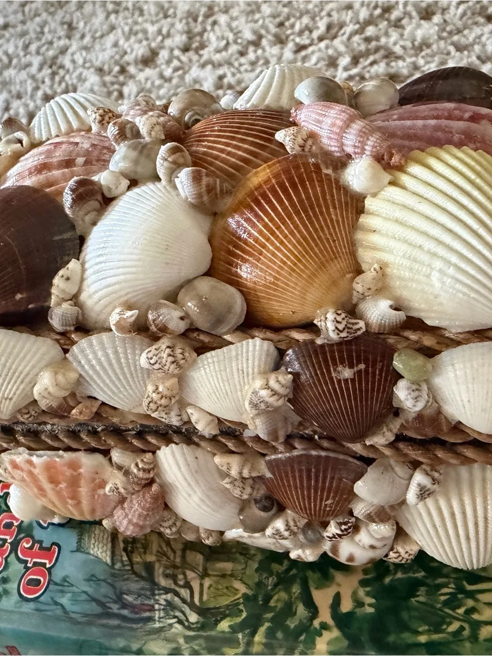 Vintage Shell-Covered Decorative Box in Cream, Brown, Pink